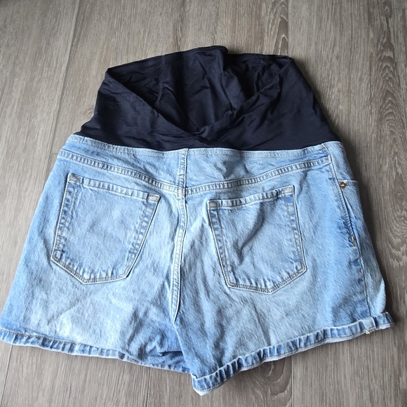 Maternity Midi Jean Shorts Medium Belly Support Summer Casual Baby Bump Friendly - Picture 3 of 5